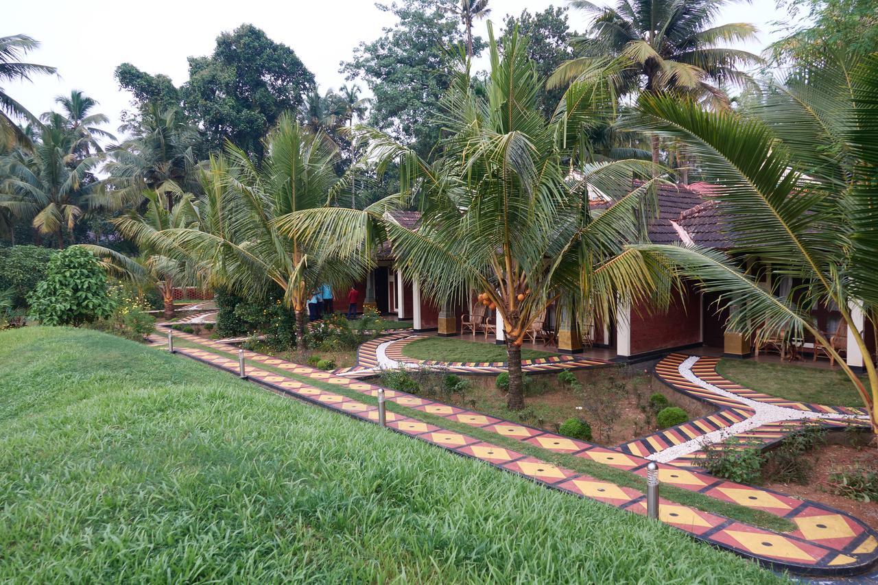 Deepanjali Wellness & Retreat Hotel Thanniyam Kültér fotó